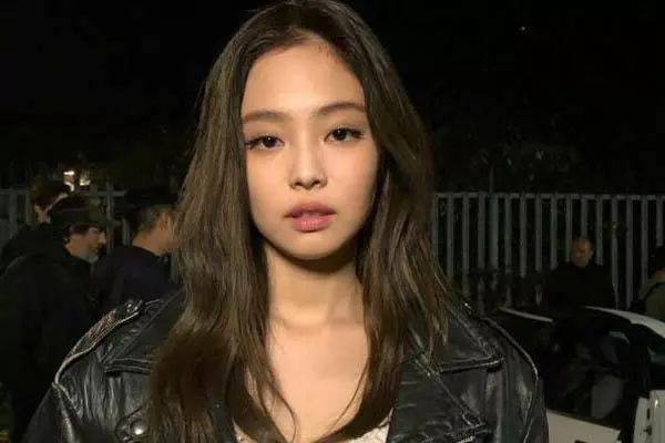 Jennie遭到死亡威胁，大家如何看待这件事情的？