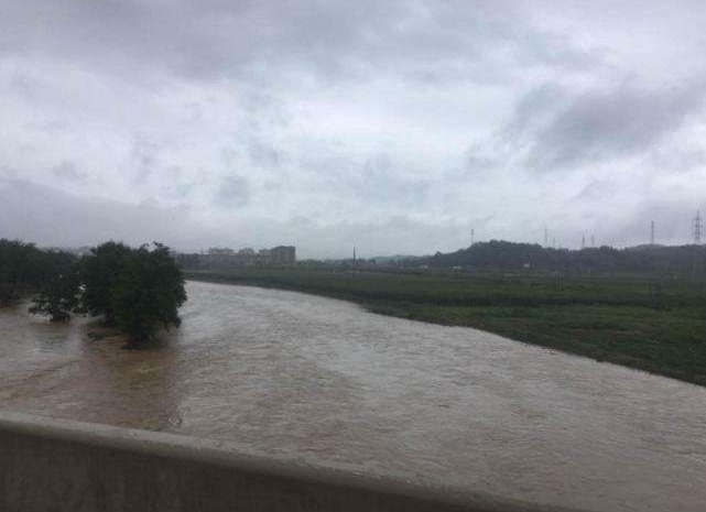 辽宁多地遭遇特大暴雨已经造成了哪些影响？