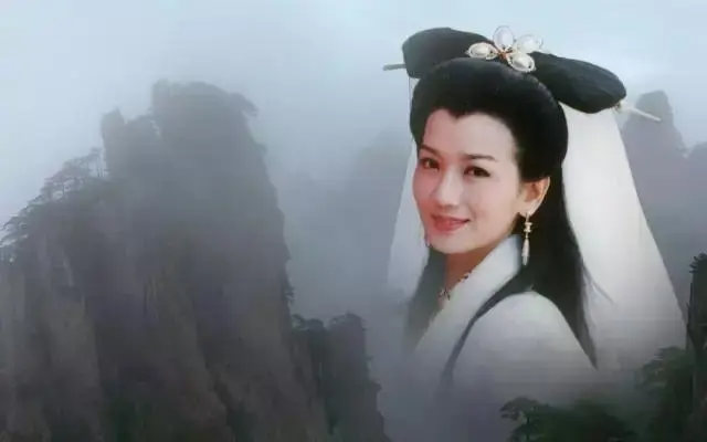 白娘子主题曲叫什么名？