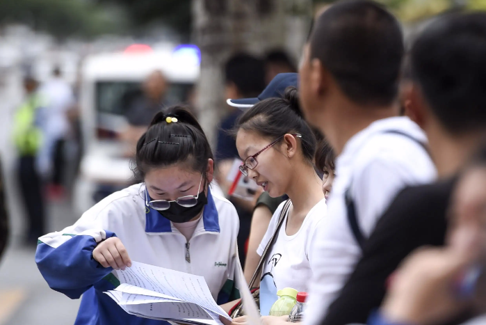 教育部支持河南省设立高等学校，这对河南的发展有何意义或帮助？