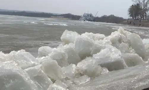 卷起千堆雪上一句