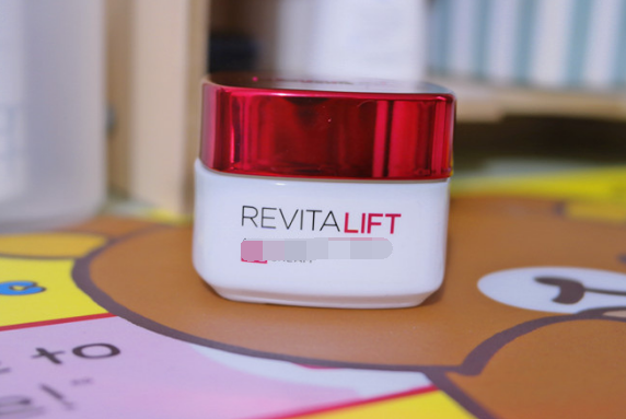 revitalift filler是什么意思？