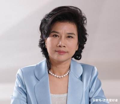 董明珠与儿子董冬冬关系如何，他目前发展怎么样？