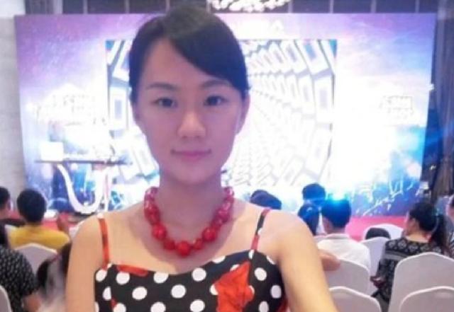 当年一心想嫁入豪门，扬言非5000万身家不嫁的周兰君，现状如何？