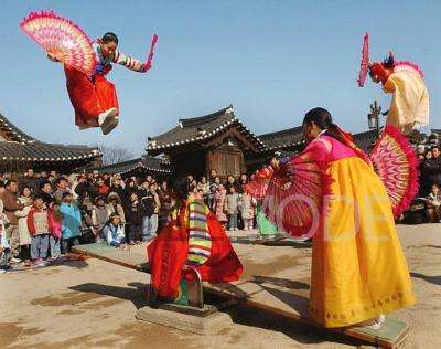 韩国人什么时候过新年啊？