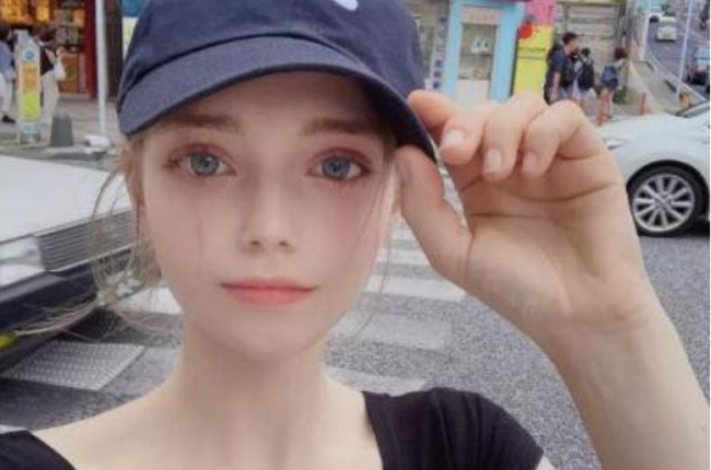 女生名chloe的寓意是什么？