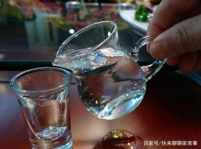 此汾酒非彼汾酒？股份酒和集团酒有何差别？看完就明白了，你怎么看？